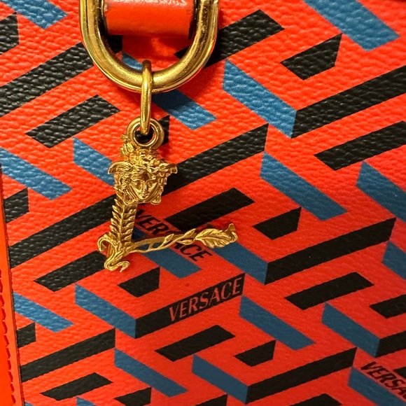 GREAT CONDITION!! Versace La Greca Signature Tote Bag in Red - Picture 13 of 16